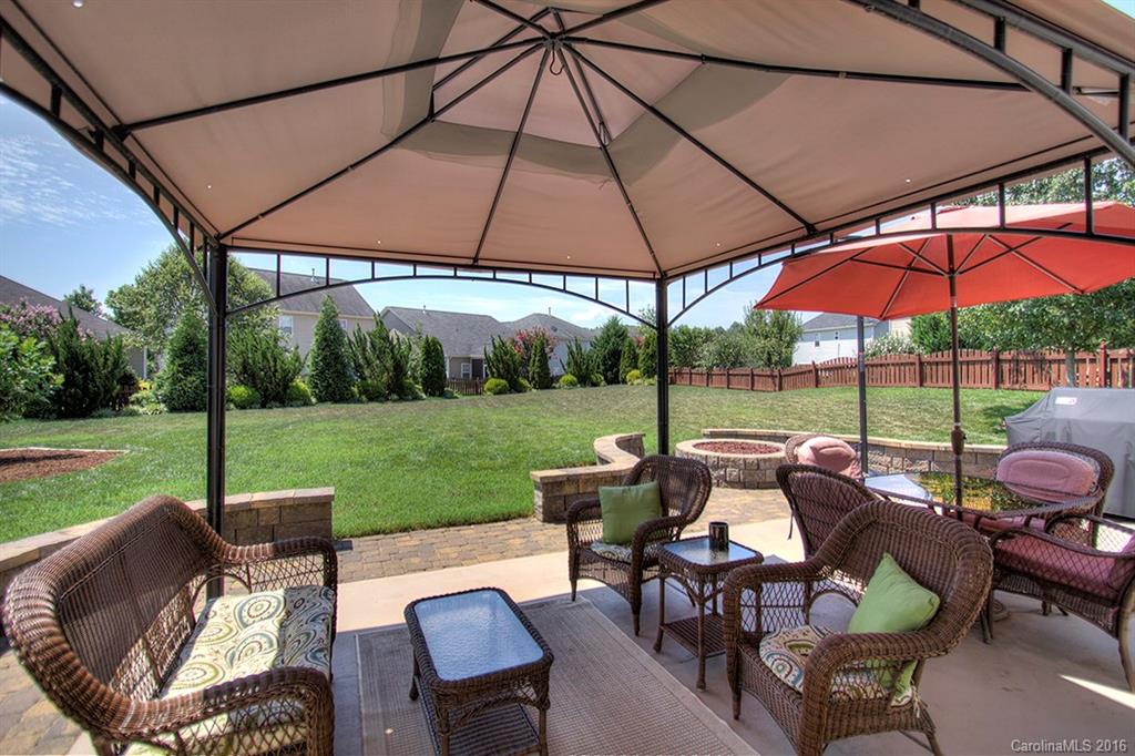 10933 Rousay Road, Unit 306 Charlotte, NC 28278 - Photo 5 of 24 Gallery Image 5