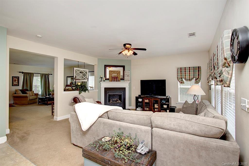 10933 Rousay Road, Unit 306 Charlotte, NC 28278 - Photo 8 of 24 Gallery Image 8