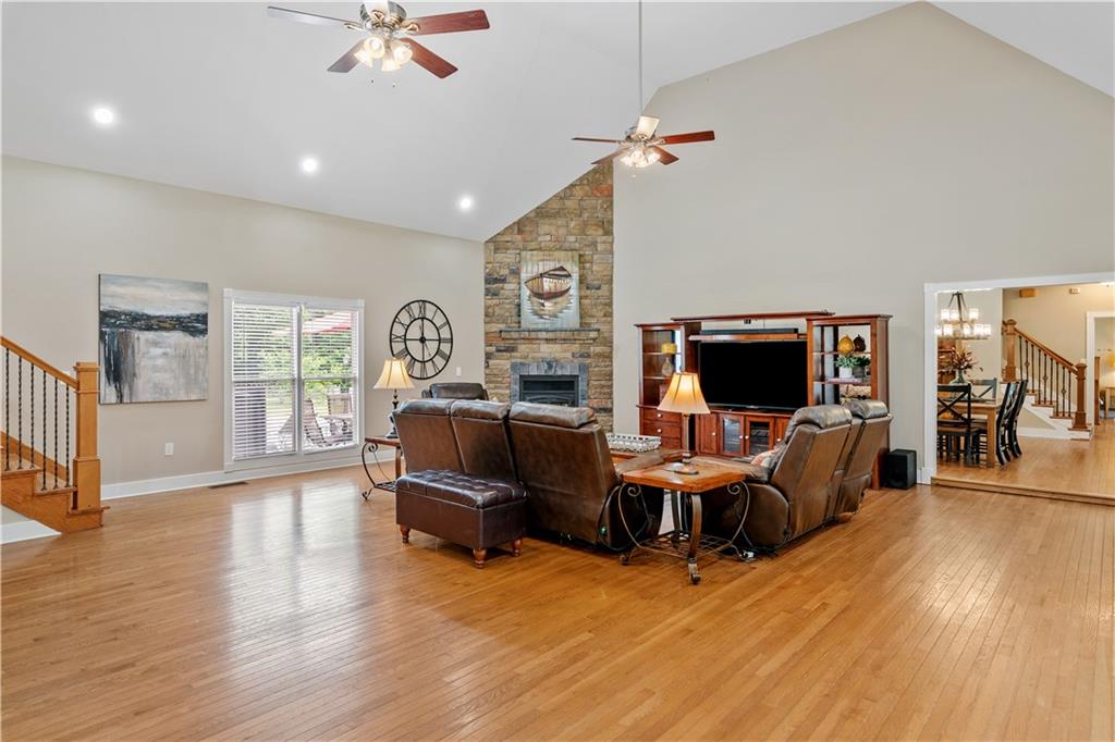 425 Chadwick Place Canton, GA 30114 - Photo 5 of 34