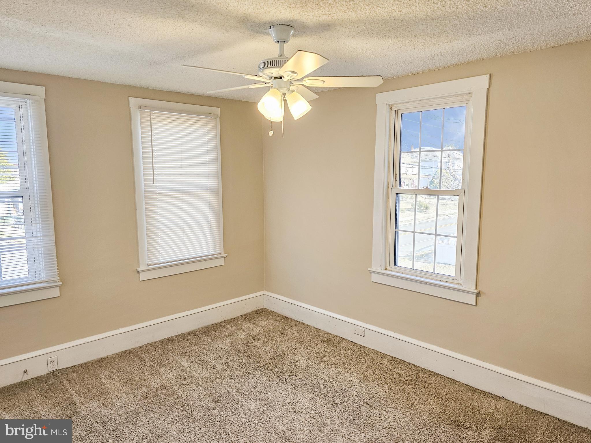 548 South Fairview Street Riverside, NJ 08075 - Photo 15 of 19