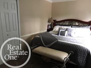 2050 Hampton Road Grosse Pointe Woods, MI 48236 - Photo 12 of 27