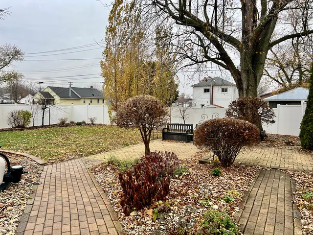 $239,900 | 118 North Hartwell Street, Gilman, IL 60938