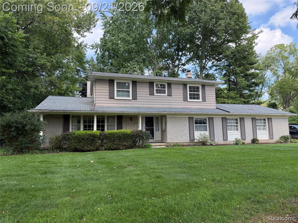 353 Broadleaf Drive Rochester, MI 48306 - Photo 3 of 4 Gallery Image 3