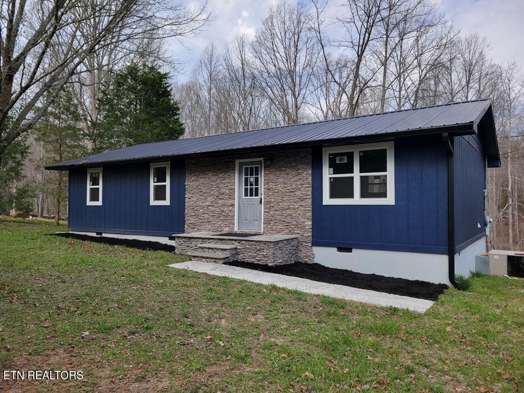 121 Twin Oaks Road Pikeville, TN 37367 - Photo 33 of 34 243147_35