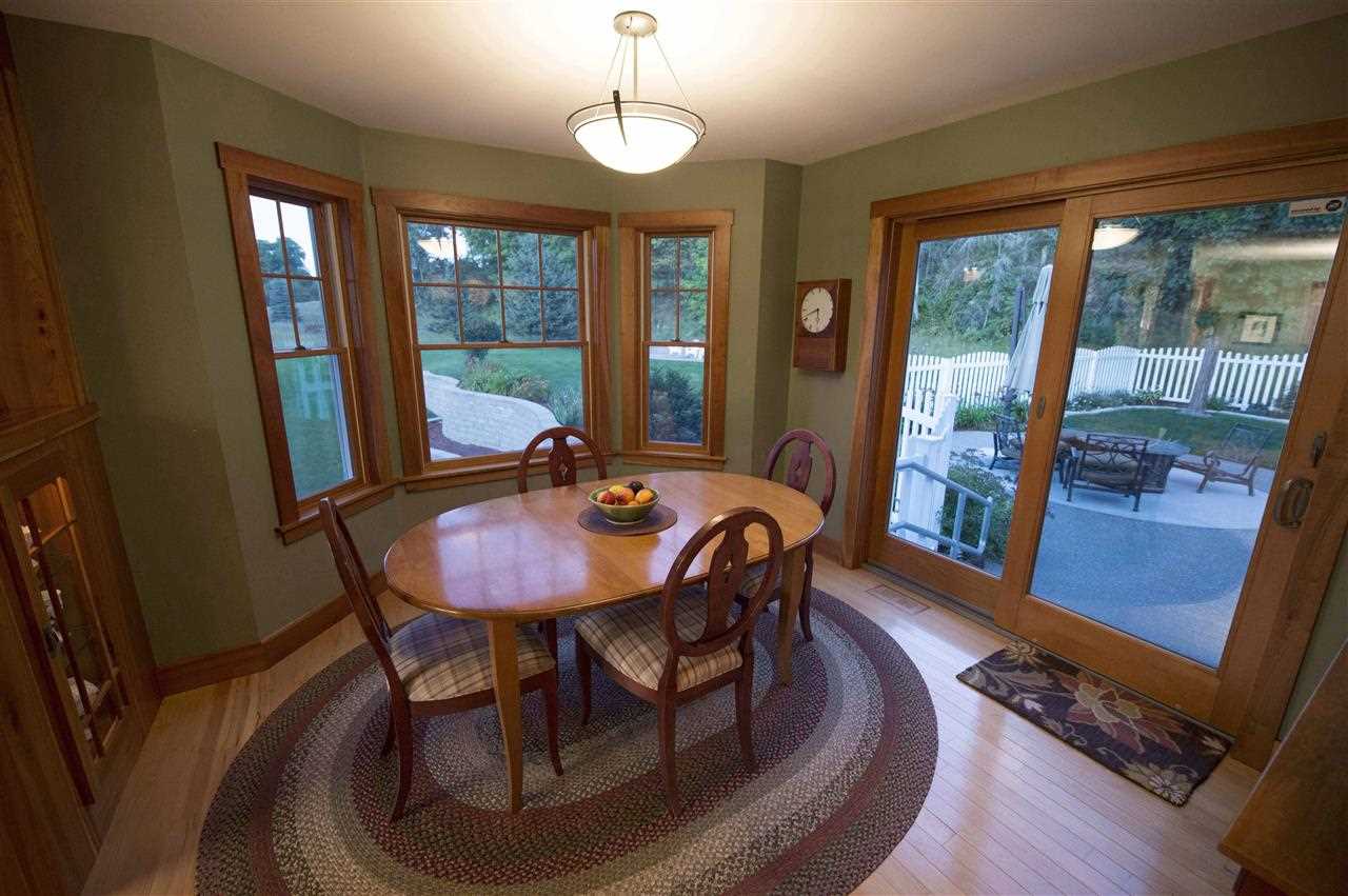 475 South Stony Point Road Suttons Bay, MI 49682 - Photo 5 of 27 1801980-4.JPG
