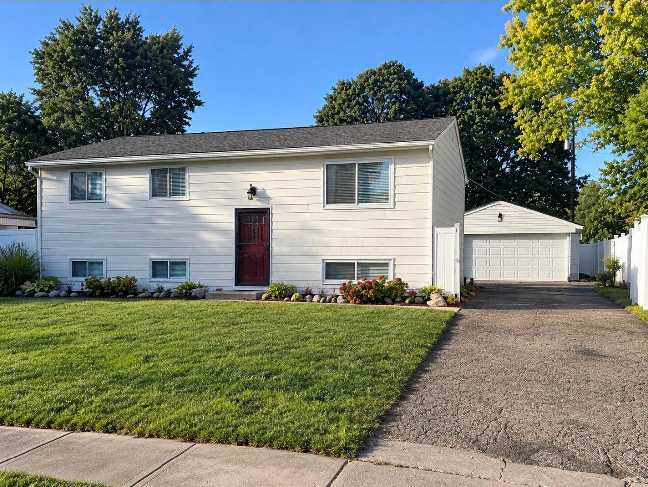 5236 Refugee Road Columbus, OH 43232 - Photo 1 of 1 Front