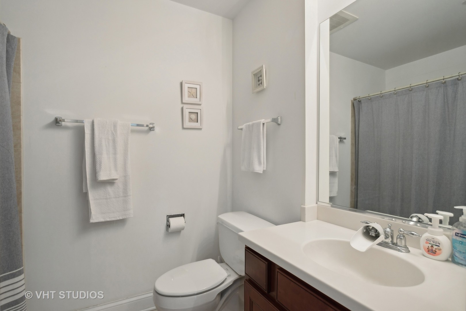 125 North Buffalo Grove Road, Unit 206 Buffalo Grove, IL 60089 - Photo 15 of 21 Gallery Image 15