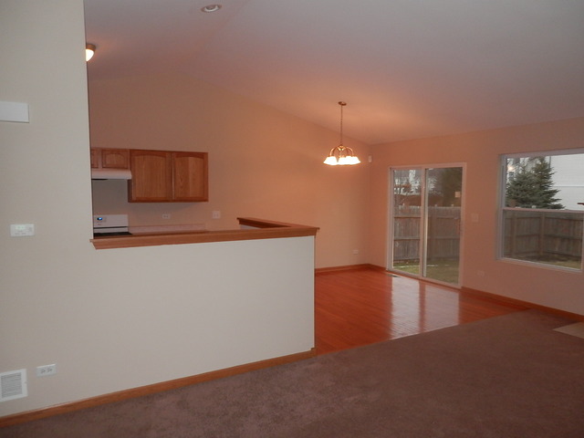 1958 Brimstone Road Romeoville, IL 60446 - Photo 9 of 18