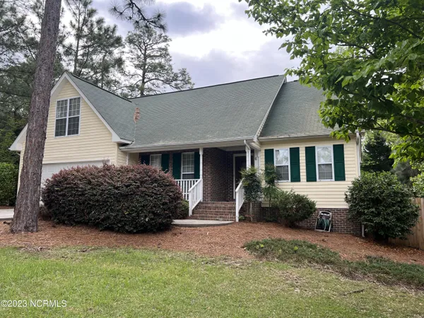 $2,500 | 6 Pierce Place, Pinehurst, NC 28374