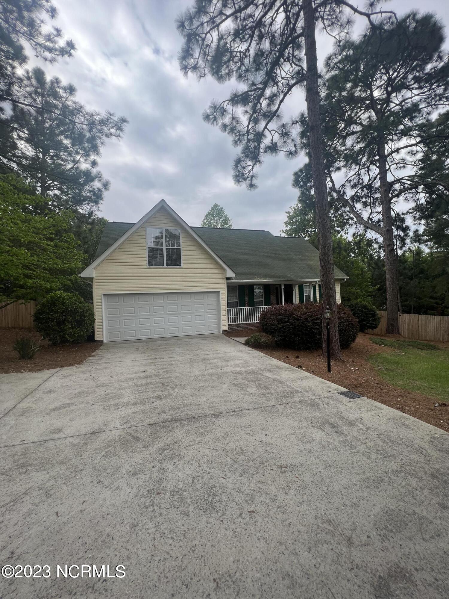 6 Pierce Place Pinehurst, NC 28374 - Photo 2 of 16 16351D6C-4F3C-4D4F-9531-B64BCF5FA1D8