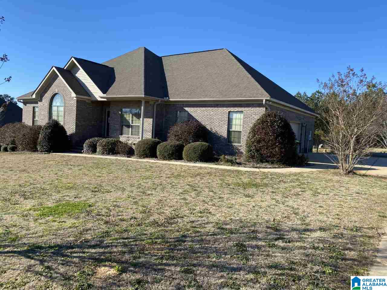 45 Crest Loop Road Clanton, AL 35045 - Photo 2 of 26 Gallery Image 2