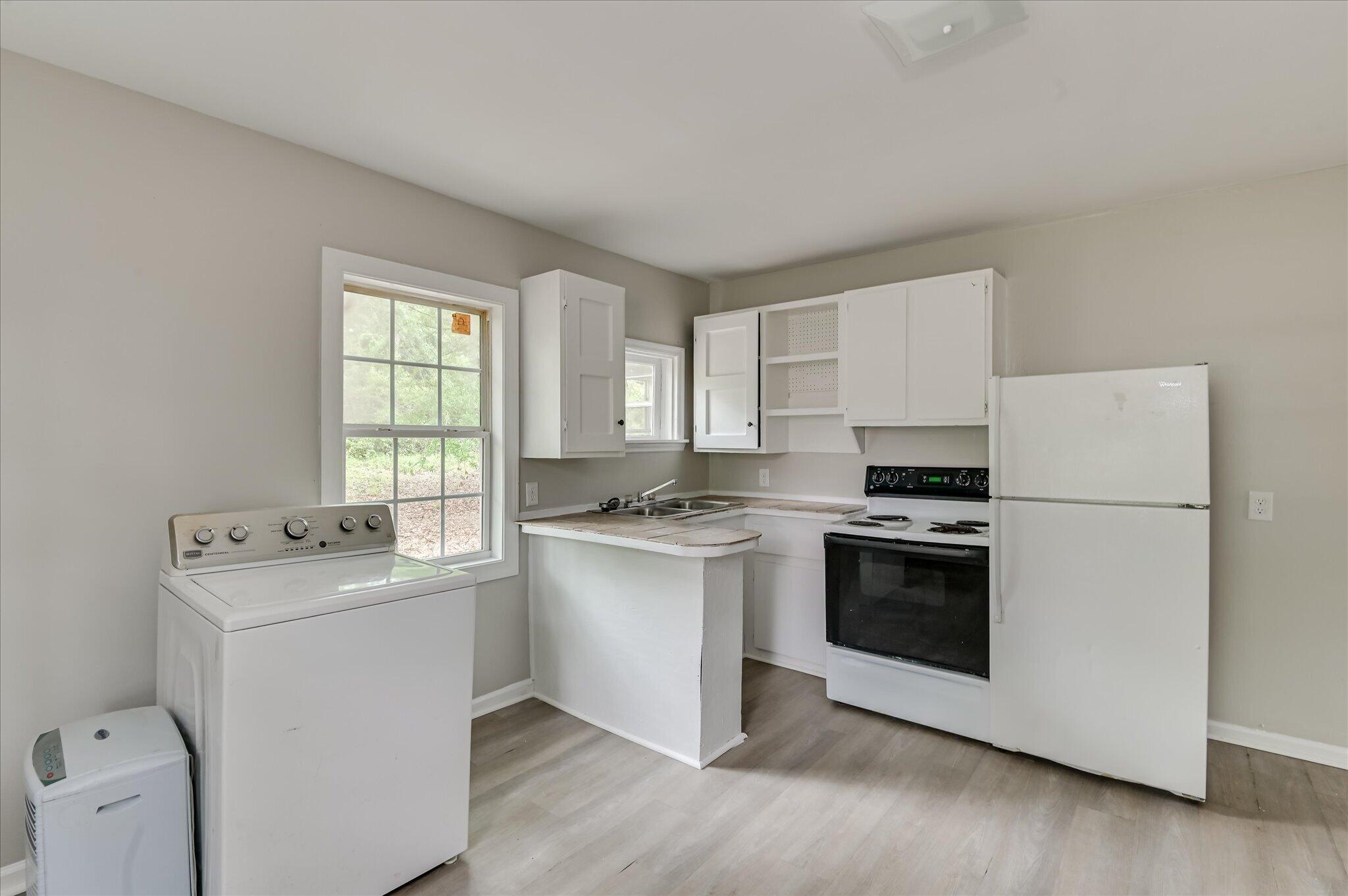 1933 George Road Augusta, GA 30904 - Photo 4 of 26 03