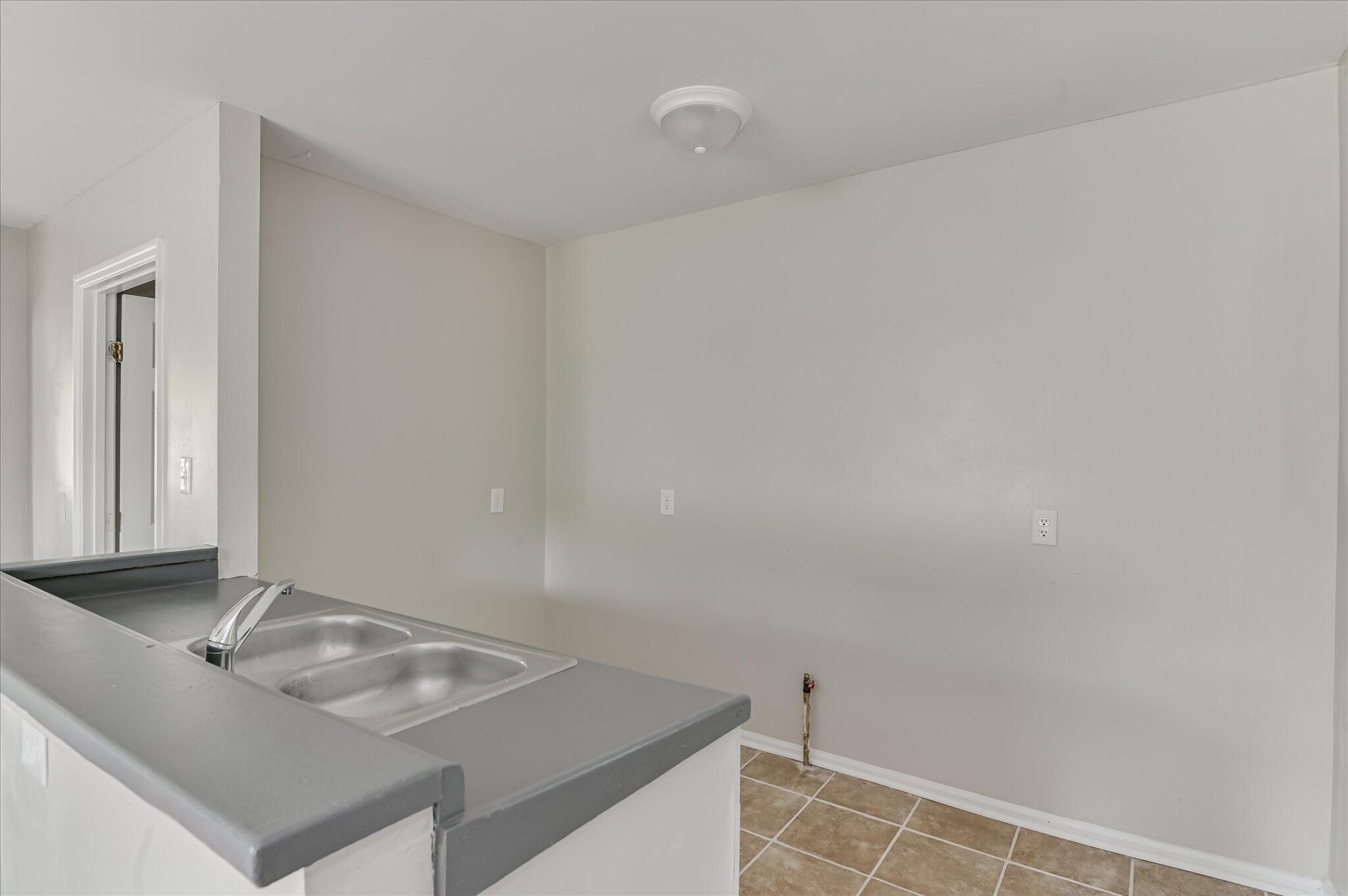 1933 George Road Augusta, GA 30904 - Photo 6 of 26 05