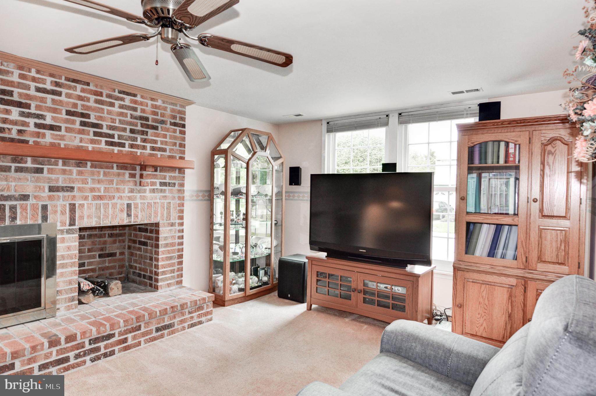 8446 Spring Road Pasadena, MD 21122 - Photo 8 of 24 Gallery Image 8