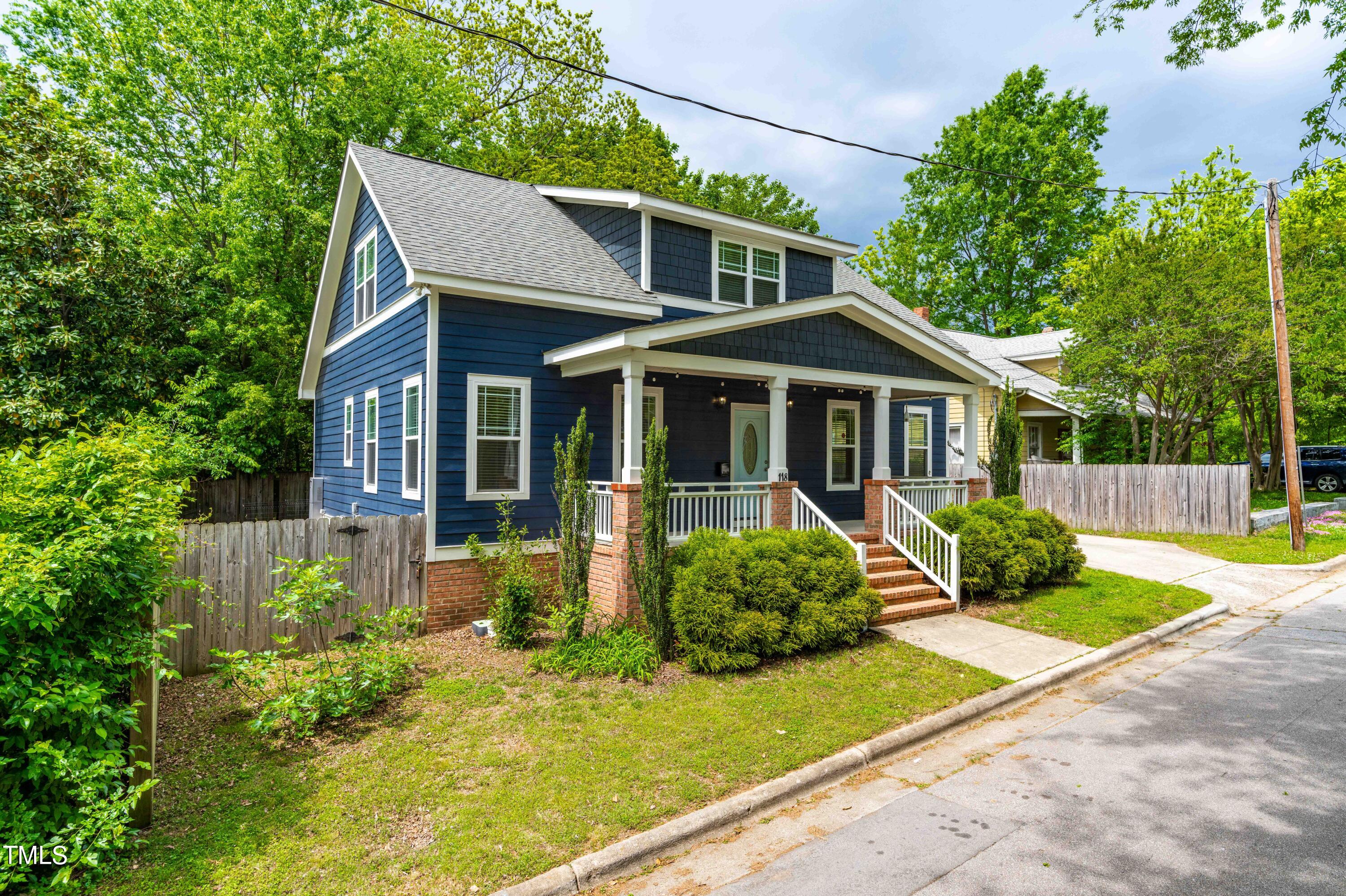118 Camden Street Raleigh, NC 27601 - Photo 4 of 34 DSC08769