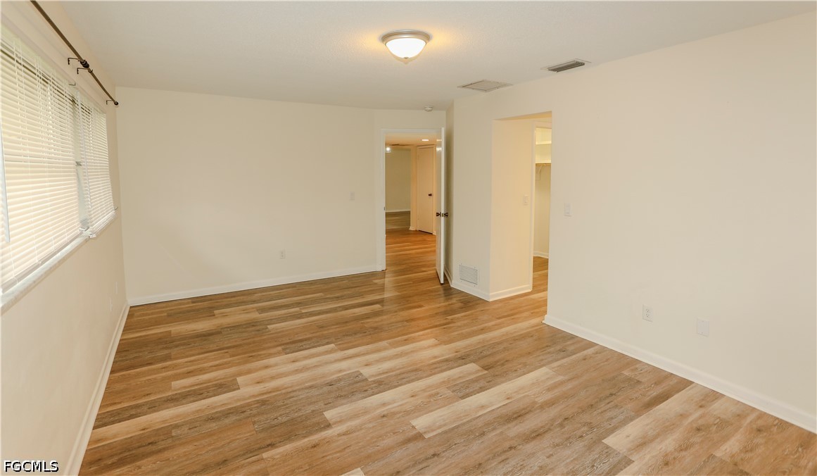 5654 Eichen Circle Fort Myers, FL 33919 - Photo 13 of 29