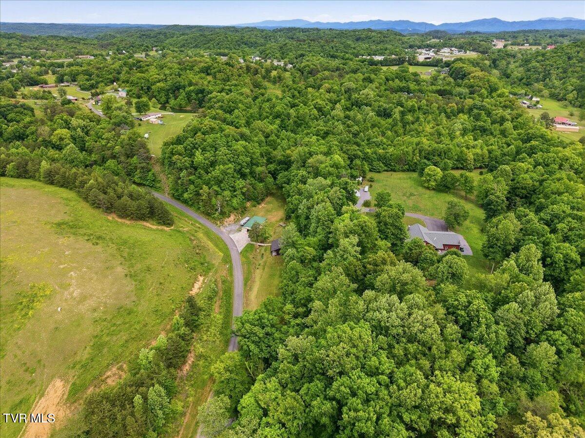 3427 Bill Douglas Road Newport, TN 37821 - Photo 13 of 33 14-3427_Bill_Douglas_rd_008