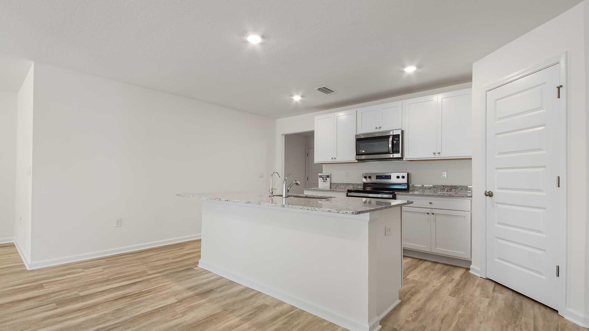 152 Dockside Road Freeport, FL 32439 - Photo 7 of 28 Cali_05_Kitchen_cabinetry