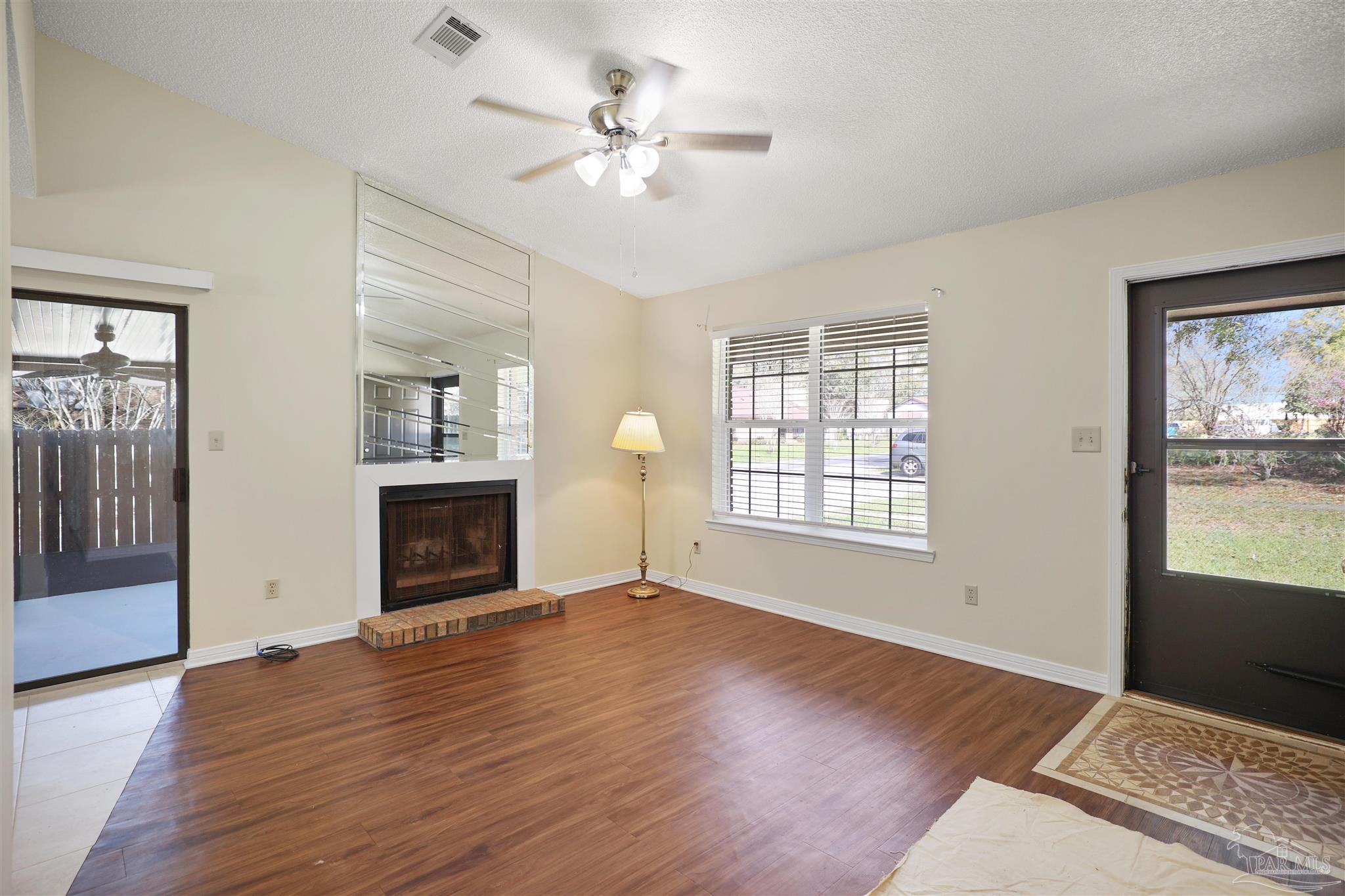 9345 Chisholm Road, Unit K2 Pensacola, FL 32514 - Photo 3 of 18 Gallery Image 3