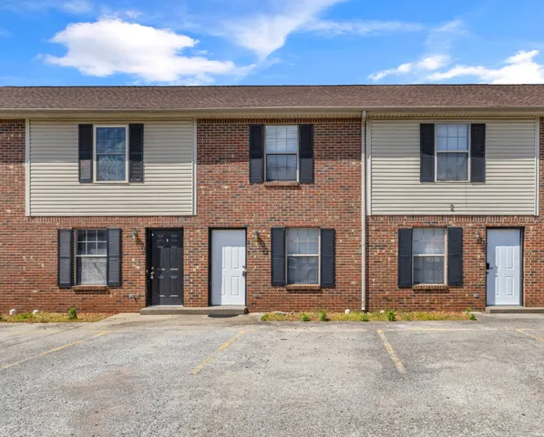 $950 | 245 State Line Road, Oak Grove, KY 42262