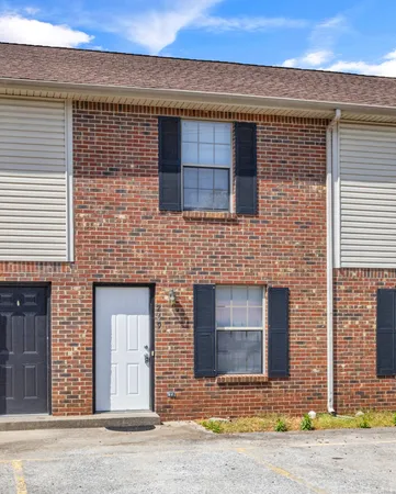 $950 | 245 State Line Road, Oak Grove, KY 42262