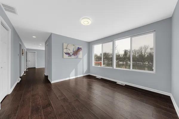 $265,000 | 38717 North Lake Street, Antioch, IL 60002