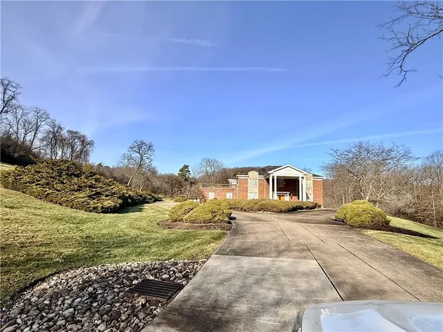 $16,000 | 206 Fairview Road, Pittsburgh, PA 15238