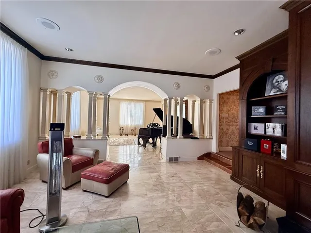 $16,000 | 206 Fairview Road, Pittsburgh, PA 15238