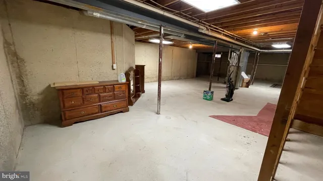 $379,900 | 121 Garrisons Lake Boulevard, Smyrna, DE 19977