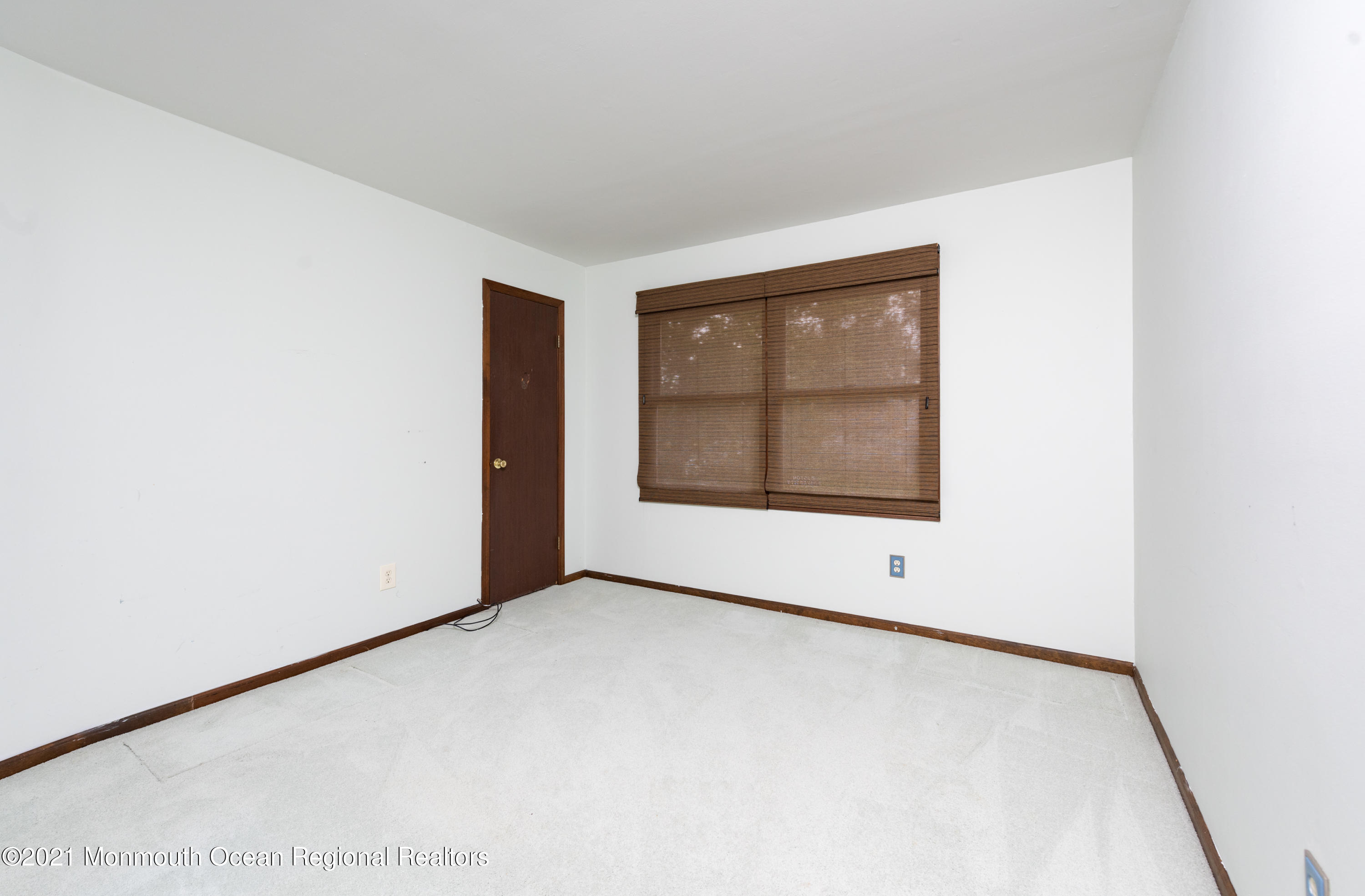 537 Line Road Aberdeen, NJ 07747 - Photo 20 of 23 a view of an empty room with a window
