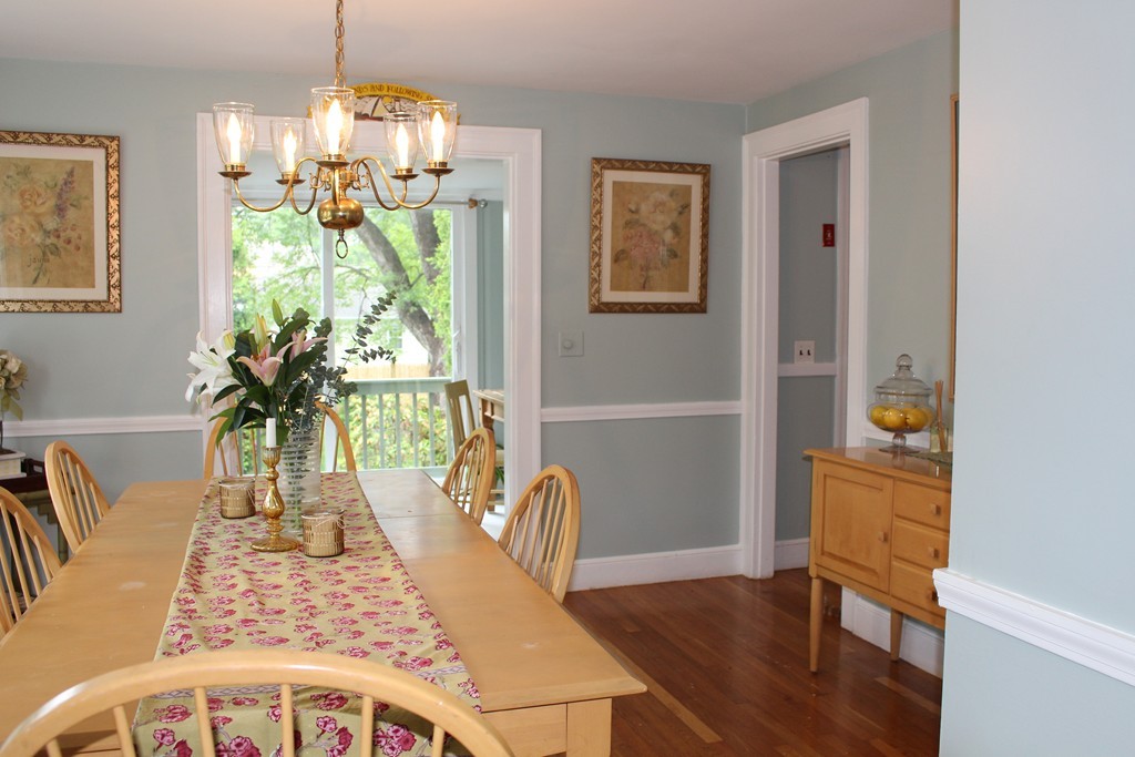 11 Wyman Road Marblehead, MA 01945 - Photo 8 of 23 Gallery Image 8