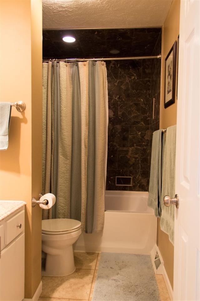 55822 Buckeye Road Mishawaka, IN 46545 - Photo 14 of 23 Gallery Image 14