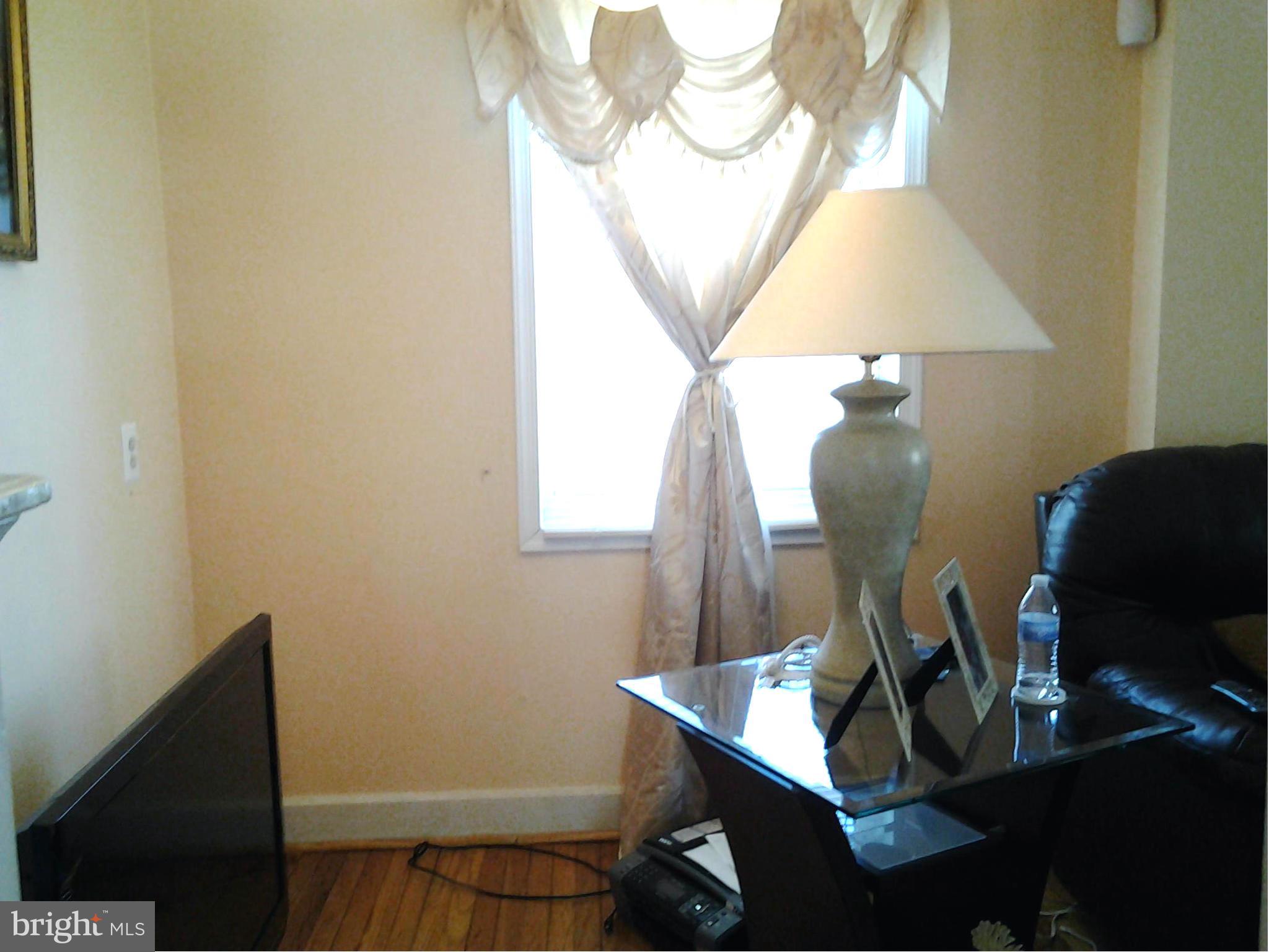 6948 Decatur Place Hyattsville, MD 20784 - Photo 11 of 30 Interior (General)
