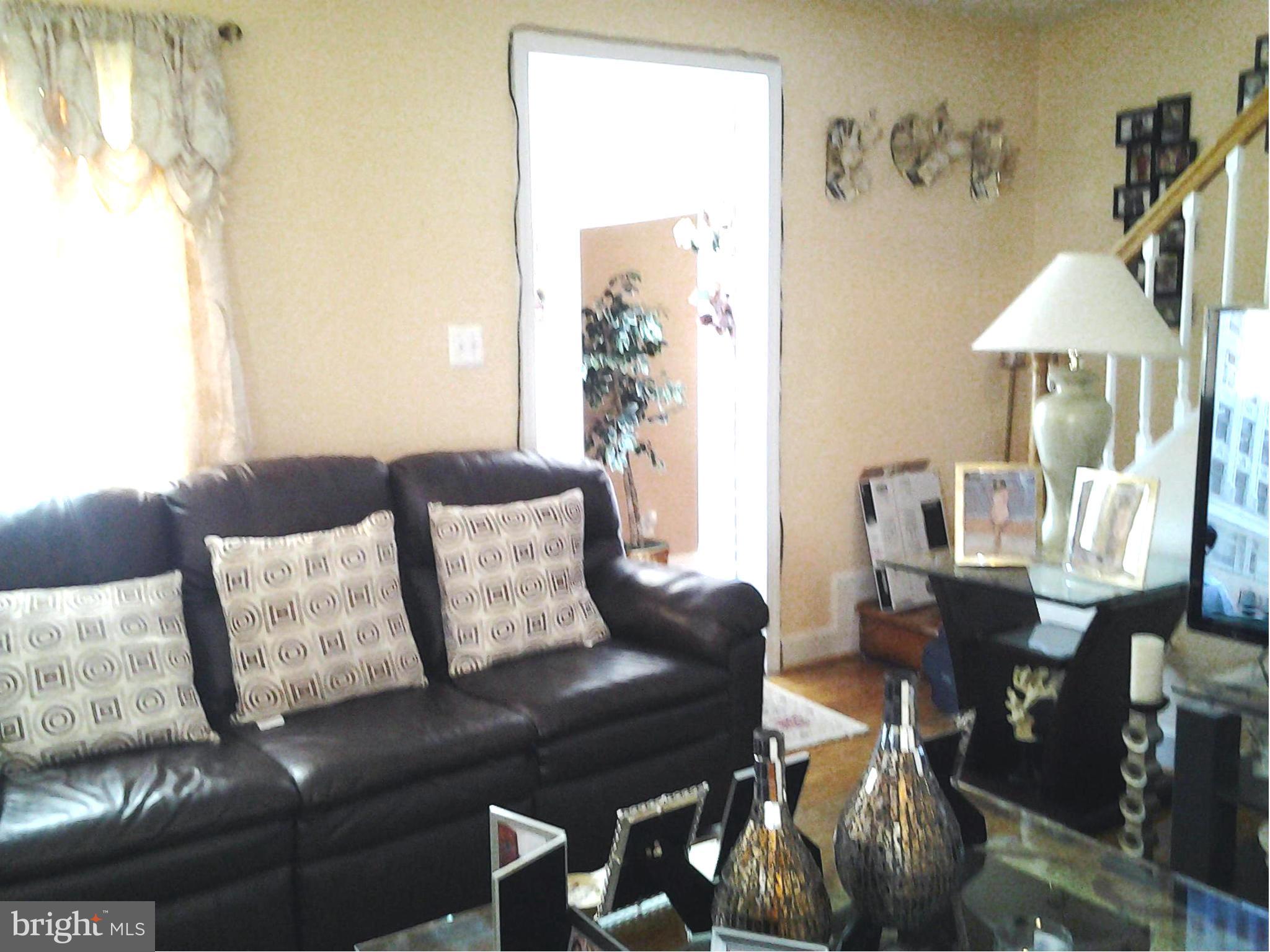 6948 Decatur Place Hyattsville, MD 20784 - Photo 13 of 30 Family Room