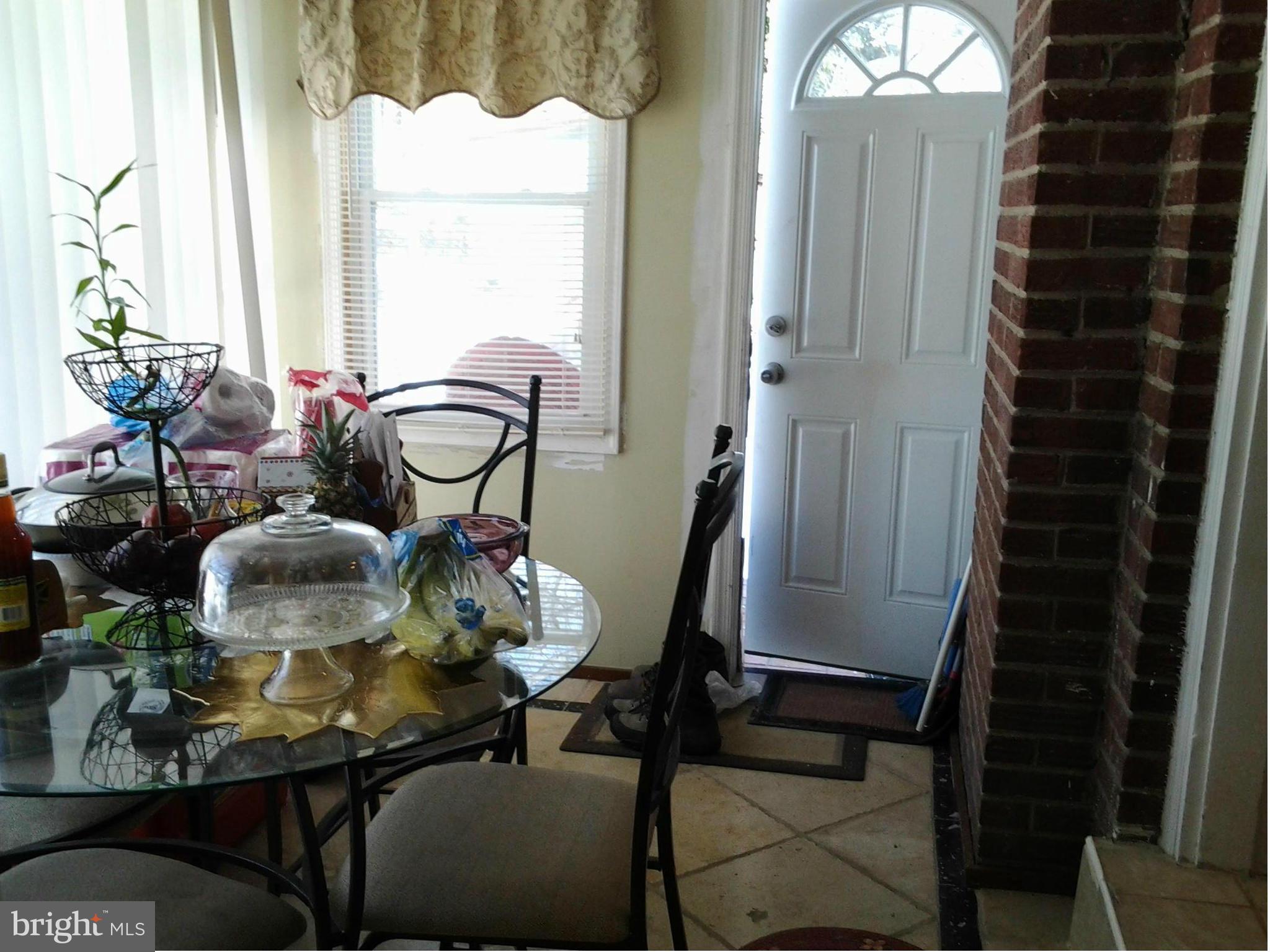6948 Decatur Place Hyattsville, MD 20784 - Photo 7 of 30 Interior (General)