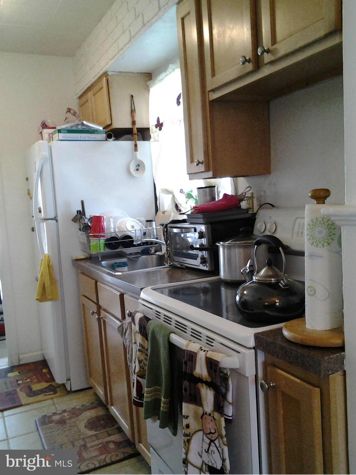 6948 Decatur Place Hyattsville, MD 20784 - Photo 9 of 30 Kitchen
