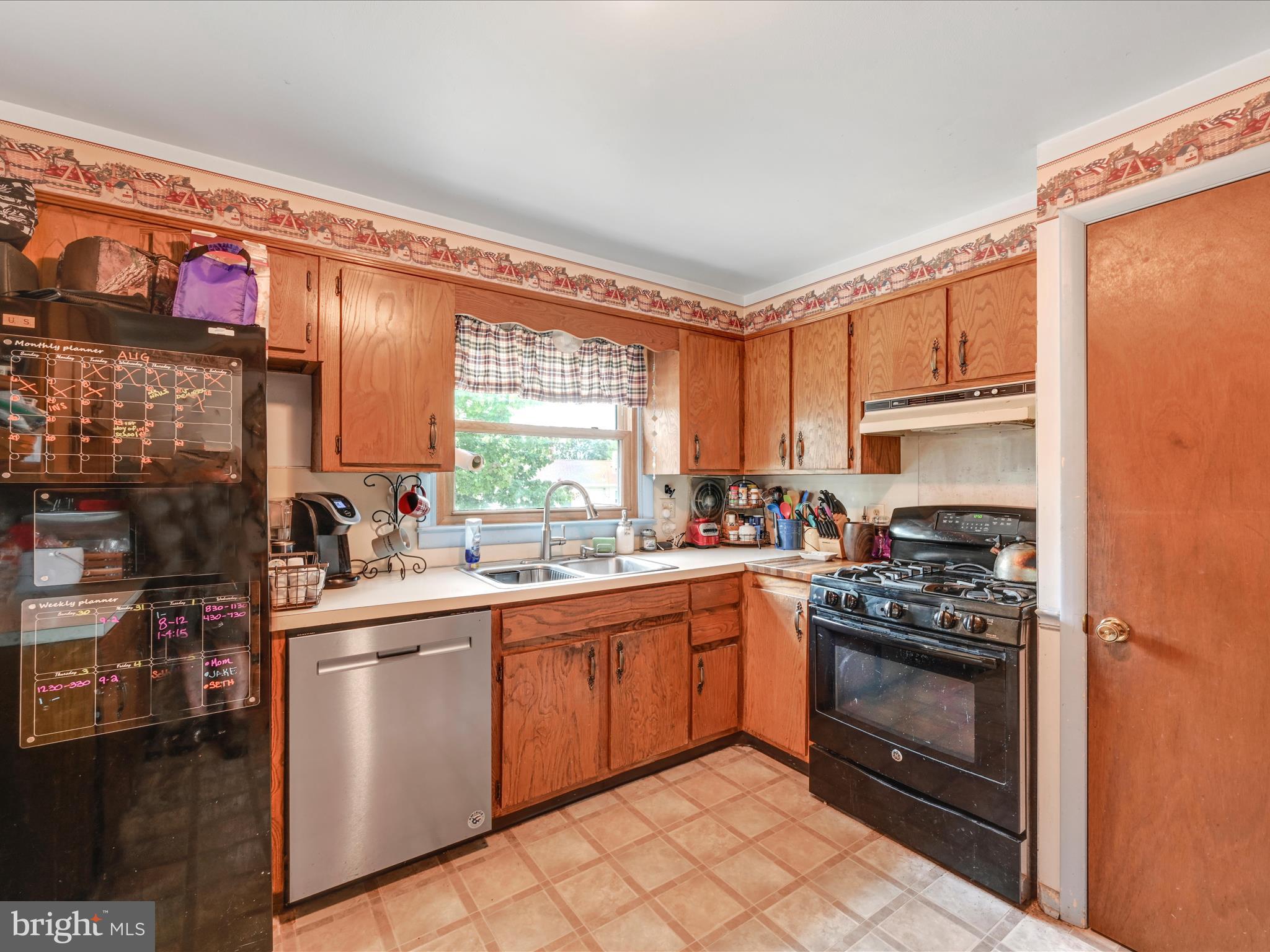 1646 Glenn Road Lancaster, PA 17601 - Photo 12 of 31 Kitchen