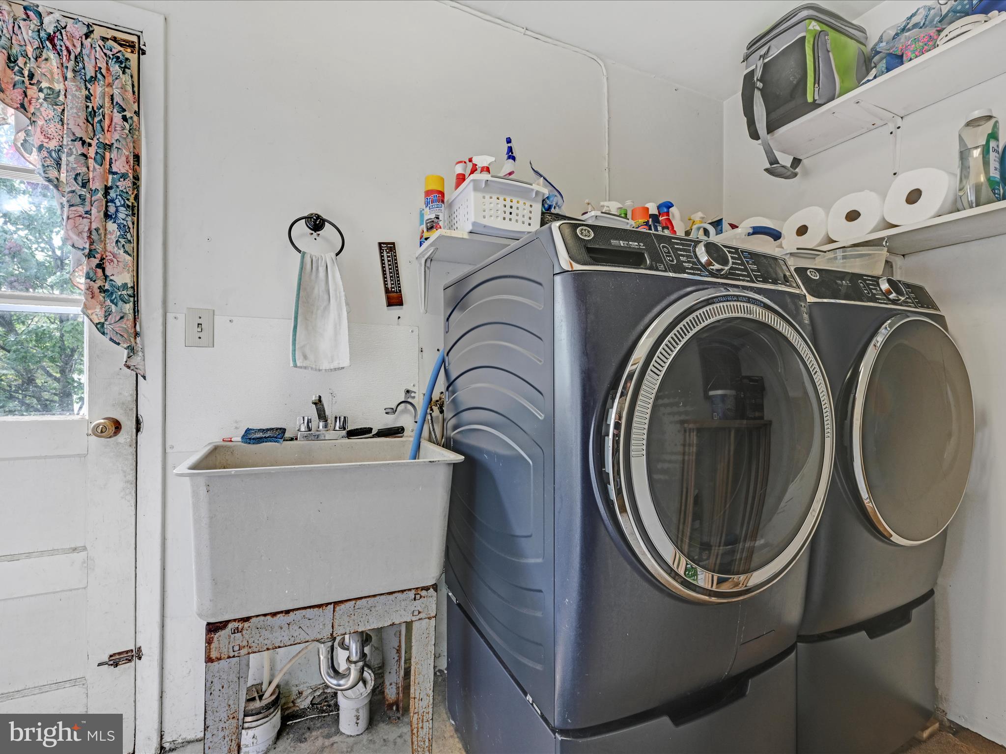 1646 Glenn Road Lancaster, PA 17601 - Photo 15 of 31 Laundry Area