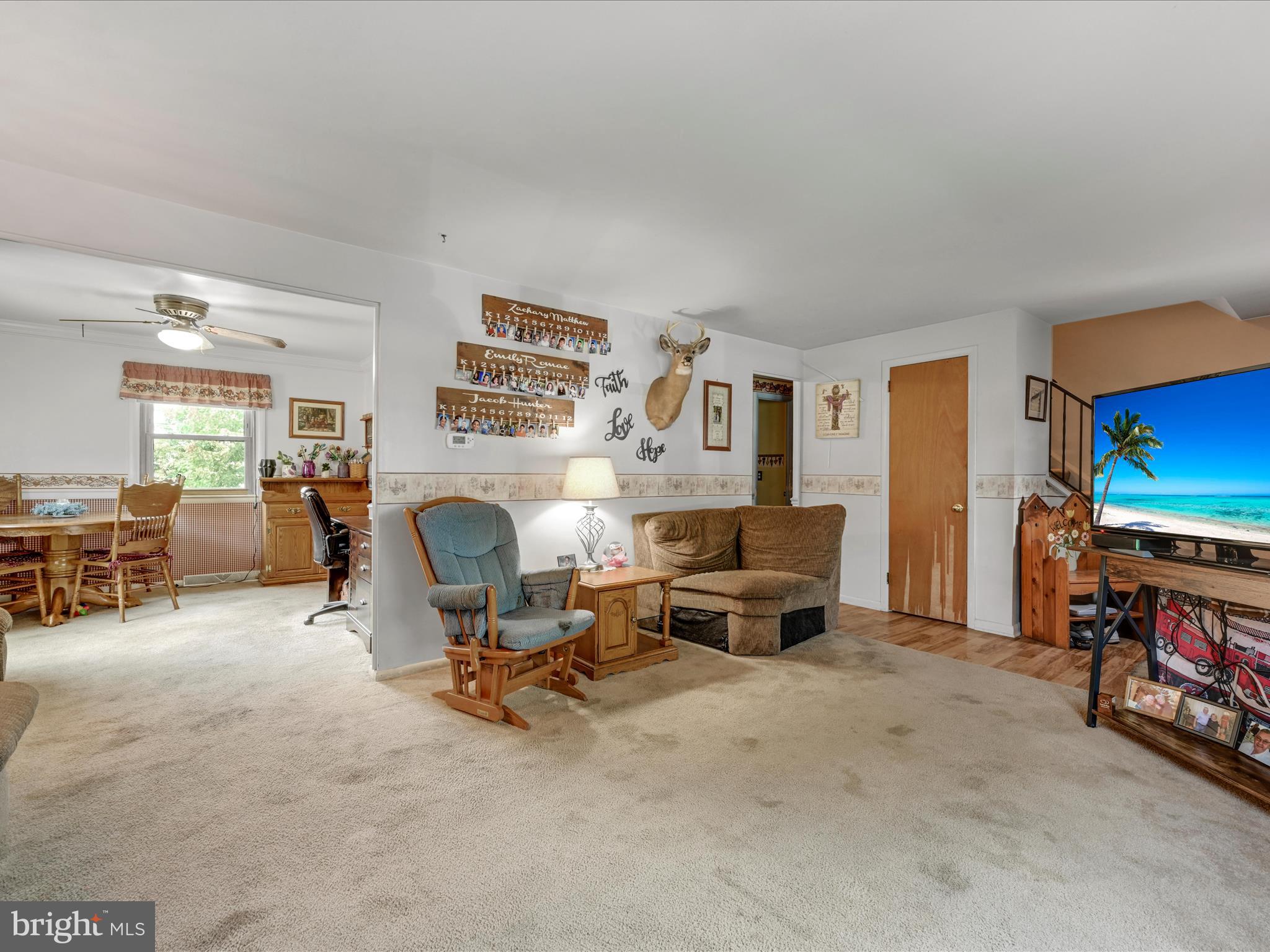 1646 Glenn Road Lancaster, PA 17601 - Photo 7 of 31 Living Room