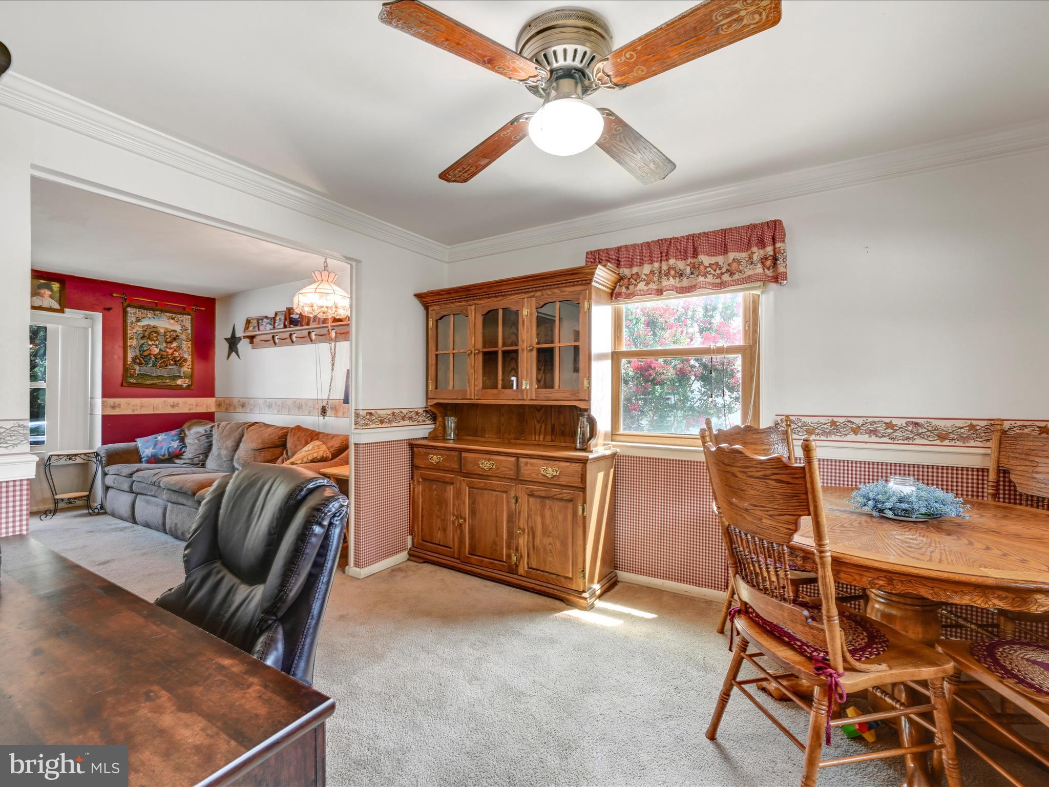 1646 Glenn Road Lancaster, PA 17601 - Photo 10 of 31 Dining Room