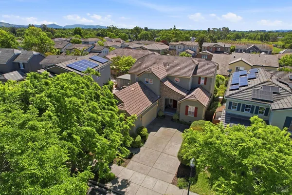 $995,000 | 925 Pinot Noir Way, Windsor, CA 95492