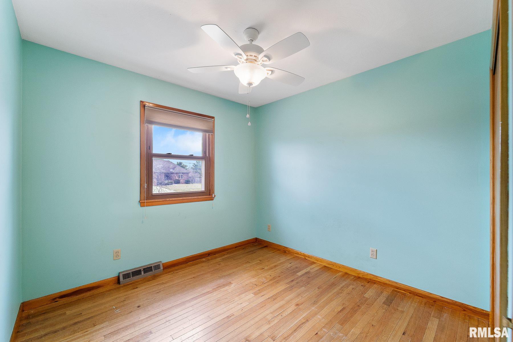 3579 North Oak Hill Road Rochester, IL 62563 - Photo 15 of 48