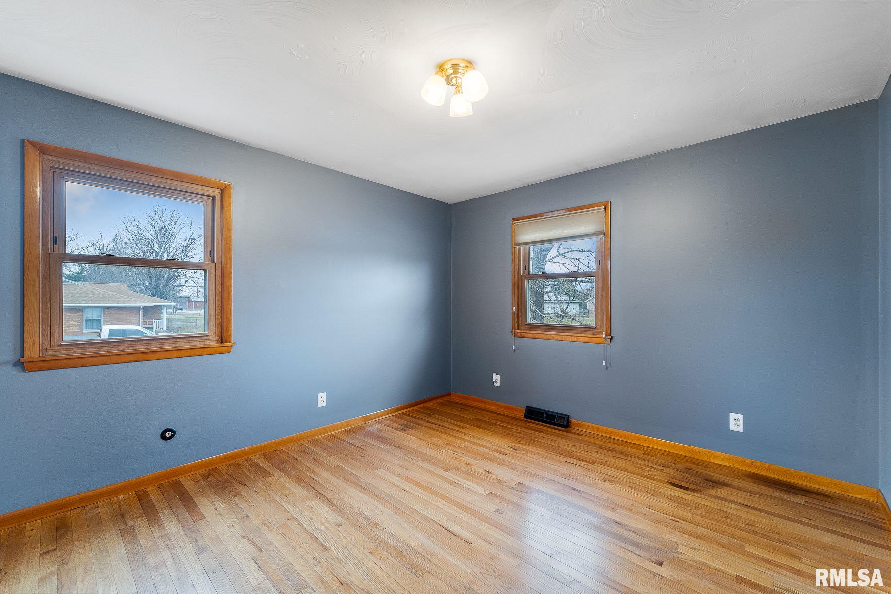 3579 North Oak Hill Road Rochester, IL 62563 - Photo 17 of 48