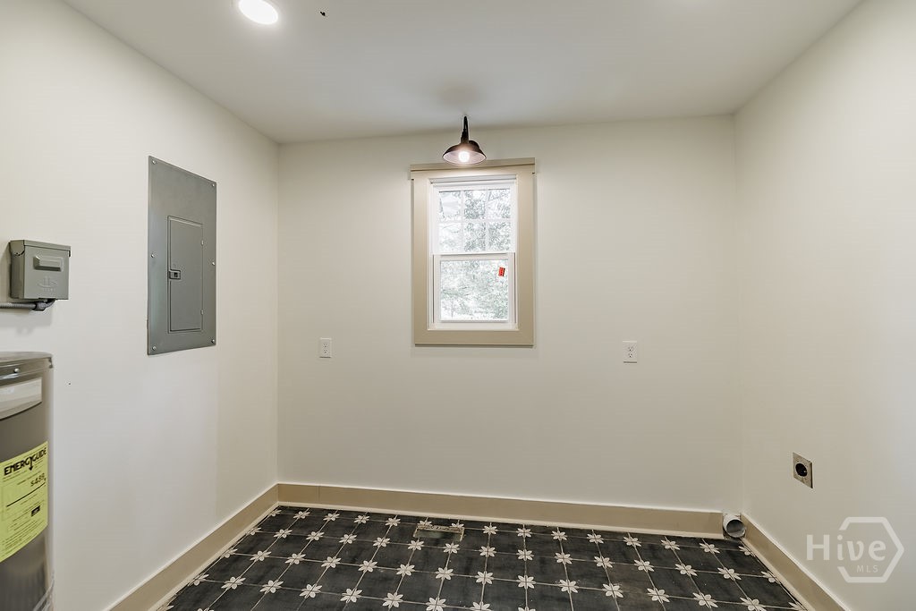 325 Stokes Street Monroe, GA 30655 - Photo 12 of 45