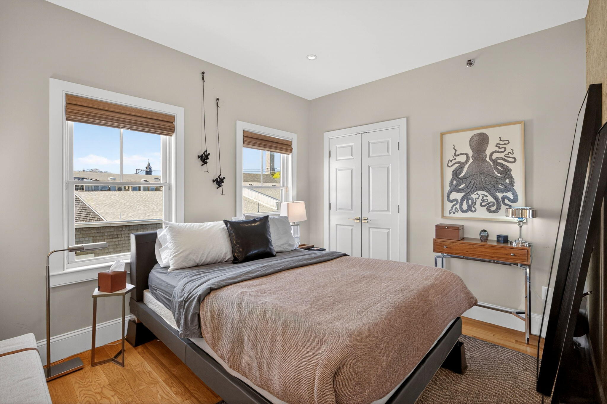 333 R Commercial Street, Unit 3 Provincetown, MA 02657 - Photo 17 of 33 16-16-9L4A8960
