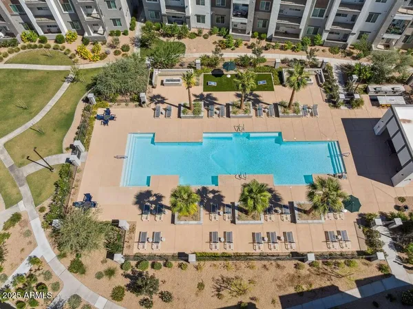 $1,812 | 28201 North Black Canyon Highway, Unit 2, Phoenix, AZ 85085