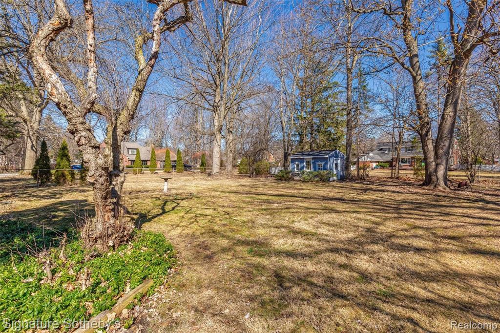 27634 Rackham Drive Lathrup Village, MI 48076 - Photo 29 of 41
