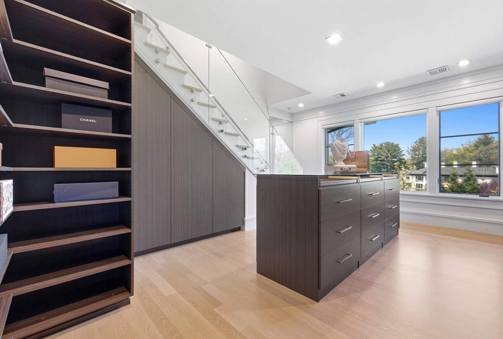 33 Sears Road Brookline, MA 02445 - Photo 31 of 42