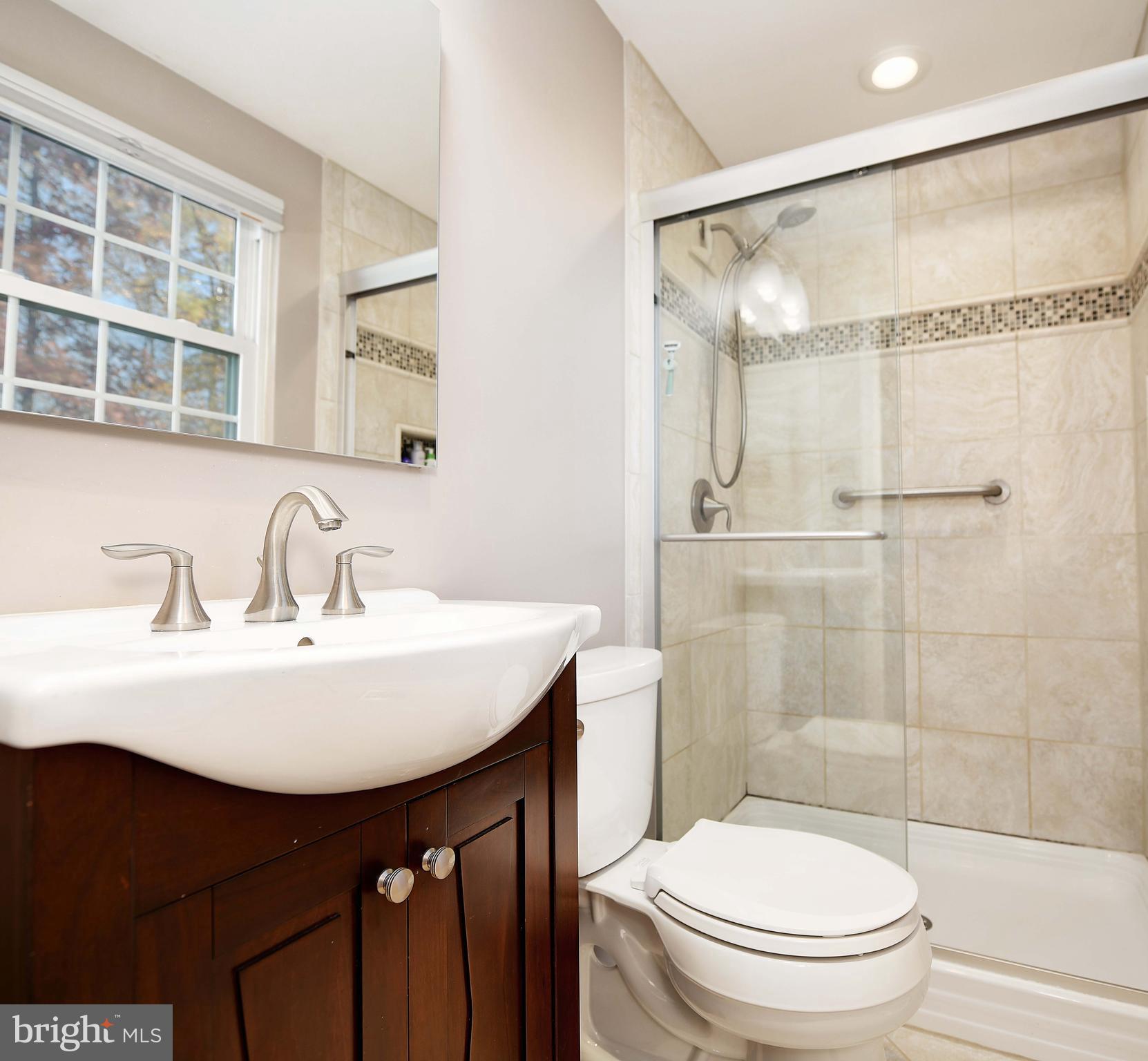 4542 Ambermill Road Nottingham, MD 21236 - Photo 18 of 37 Primary Bathroom