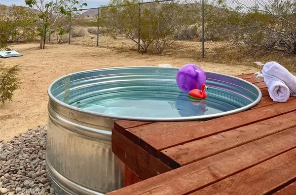 $350,000 | 4319 Dusty Mile Road, Landers, CA 92285